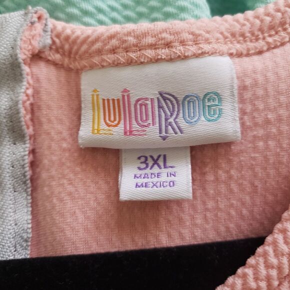 Lularoe Plus Size Dress Sz 3x w/ Pockets - Picture 4 of 6